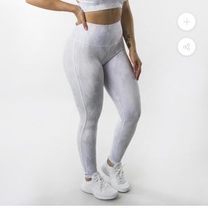 BuffBunny Eclipse Legging Snow Camo S